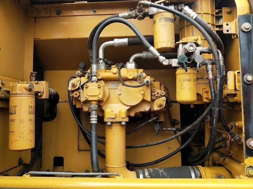 เครื่องขุด CAT329 ขายร้อนในปี 2022 เครื่องราคาถูกมาก เครื่องขุดที่ใช้มาแมว 329/มือสองแมว 329