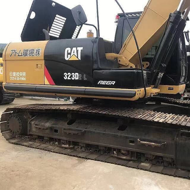เครื่องขุดที่ใช้แล้ว CAT323 ขายในสภาพดี ราคาดี
