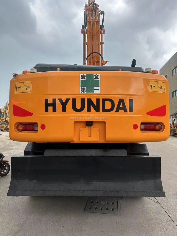 มือสอง เครื่องขุดล้อคุณภาพดี HYUNDAI210W 21T เครื่องขุดขุดมือสอง สําหรับขาย