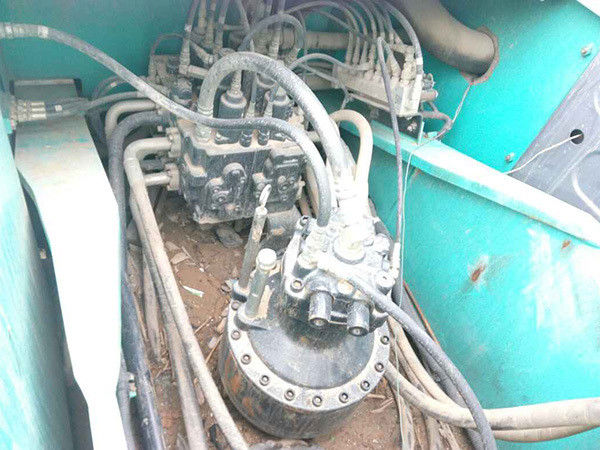 เครื่องขุดไฮดรอลิกครอลเลอร์ Kobelco260 / ใช้ญี่ปุ่นเดิม เครื่องขุดมือสอง Kobelco260 ของญี่ปุ่นเดิม