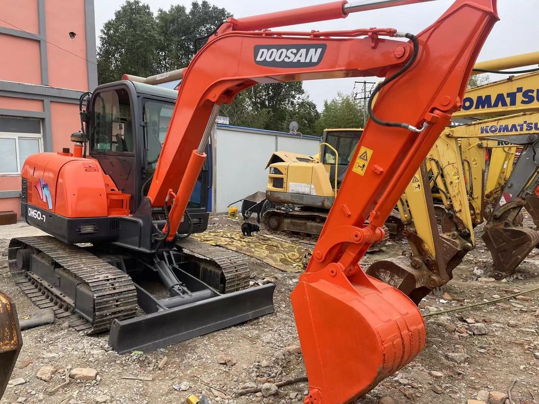คุณภาพดี เครื่องขุดขนาดเล็กมือสอง Doosan ZX60 เครื่องก่อสร้าง/เครื่องขุดมือสองแบบไฮดรอลิก