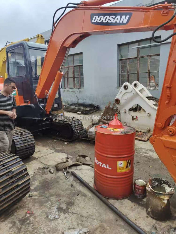 Doosan ขายร้อน มินิ excavator ใช้ doosan ex55 มือสอง เครื่องขุดไฮดรอลิก crawler DOOSAN DH55 สาขากําเนิดเกาหลี