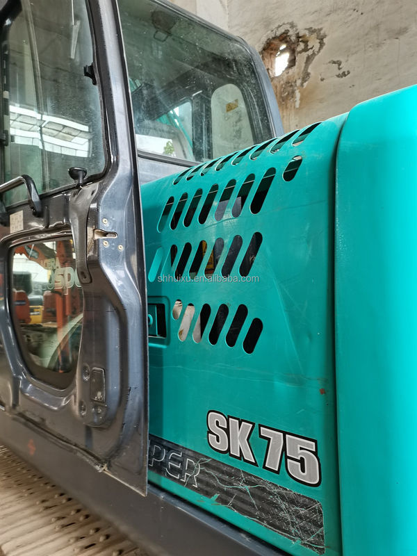 Kobelco SK200 เครื่องขุดขนาดเล็กมือสอง Kobelco SK75 คุณภาพดี ราคาถูก มือสอง เครื่องขุดไฮดรอลิก