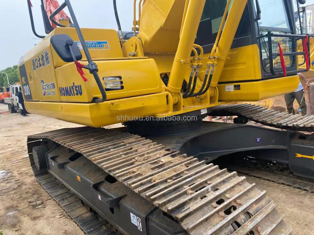 Komatsu มือสอง เครื่องขุดไฮดรอลิก เครื่องขุดเก่า คุณภาพดี เครื่องขุดมือสอง ที่มาจากญี่ปุ่น เครื่องขุดมือสอง komatsu pc200-8 Komatsu Excavator
