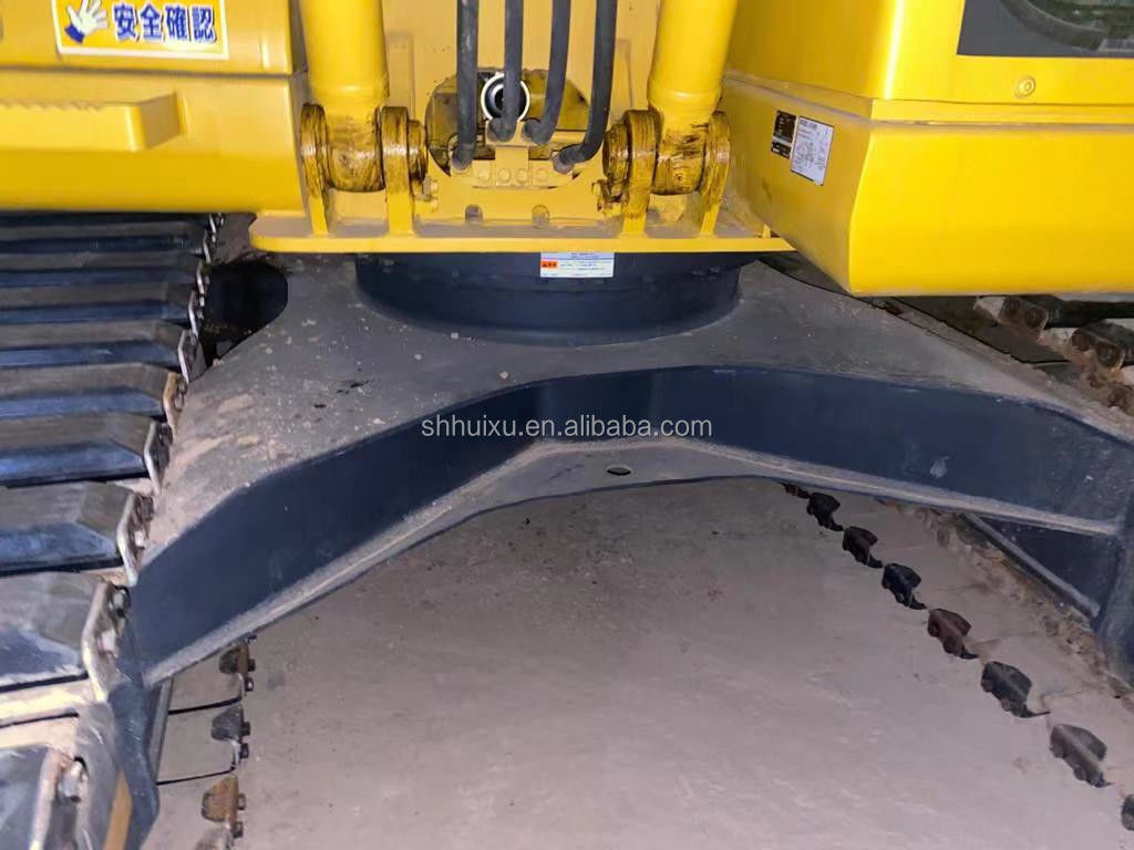 Komatsu Hydraulic Crawler excavator มือสอง Komatsu PC110 เครื่องขุดญี่ปุ่น มือสอง Komatsu Excavator