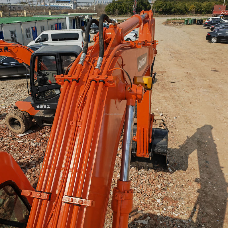 Doosan ขายร้อน ใหม่ ขายดีของมือสอง Doosan DH150 เครื่องขุดล้อ 90 เครื่องขุดใหม่/มือสอง Doosan