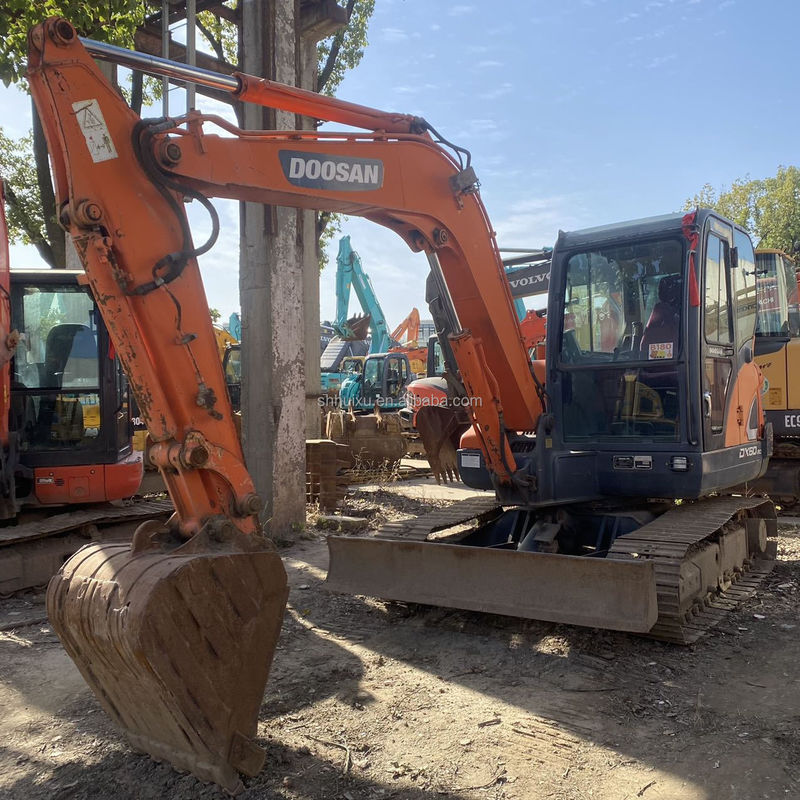 Doosan ขายร้อน เชียงใหม่ ขายปลีกเครื่องขุดมือสอง doosan dx60 DX60-5B DX60-9C DX60R/เครื่องขุดมือสอง doosan dx60-9c