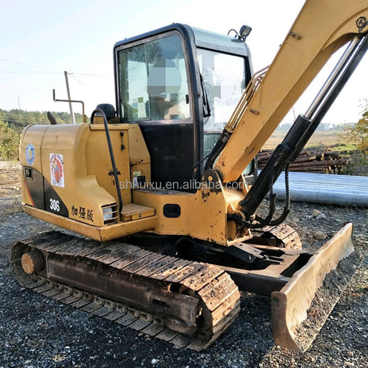เครื่องขุด Caterpillar มือสอง เครื่องขุดแบบไฮดรอลิกขนาดเล็ก CAT306 คุณภาพดี Caterpillar ในคลัง
