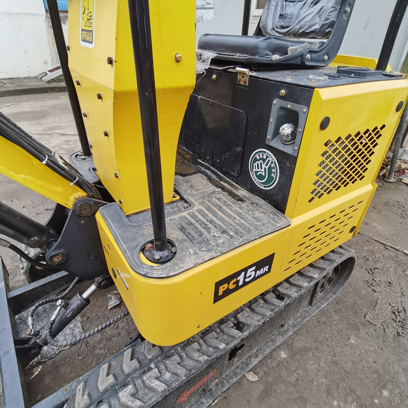 Komatsu KOMATSU PC15 มือสอง เครื่องขุดไฮดรอลิก เครื่องขุดไหลญี่ปุ่น ที่มา ราคาถูก เครื่องขุดขนาดเล็กมือสอง คุณภาพดี Komatsu Excavator