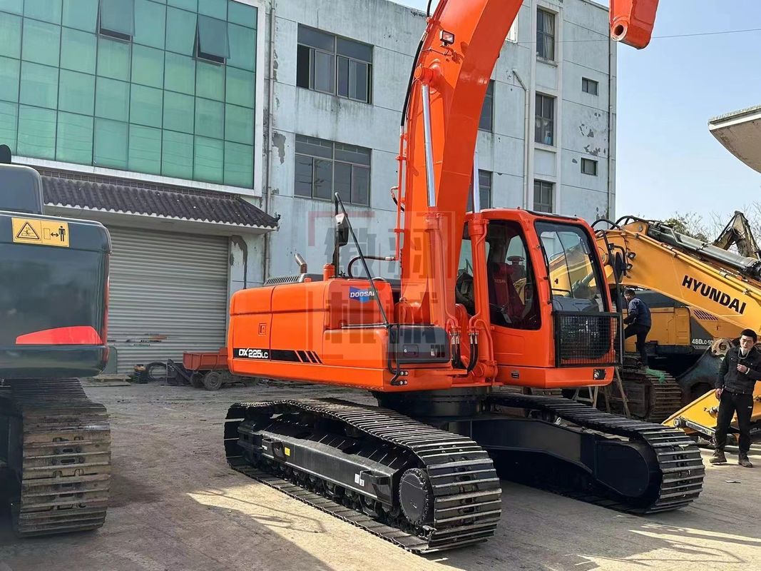 เครื่องขุดของใช้เดิมคุณภาพดี Doosan Dh60 Dh75 Dh80 Doosan DX500LC DX300 DX220 DX225 เครื่องขุดของใช้สําหรับขาย