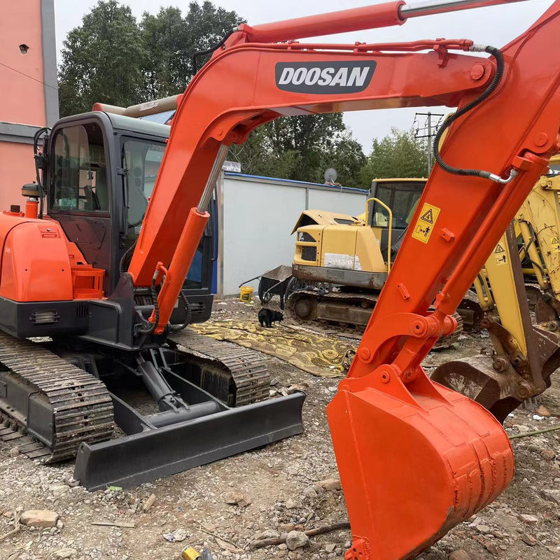 เครื่องขุดไฮดรอลิกมือสอง Doosan DH60-7 เครื่องขุดขนาดเล็ก ขุดเครื่องมือมือสองราคาถูก