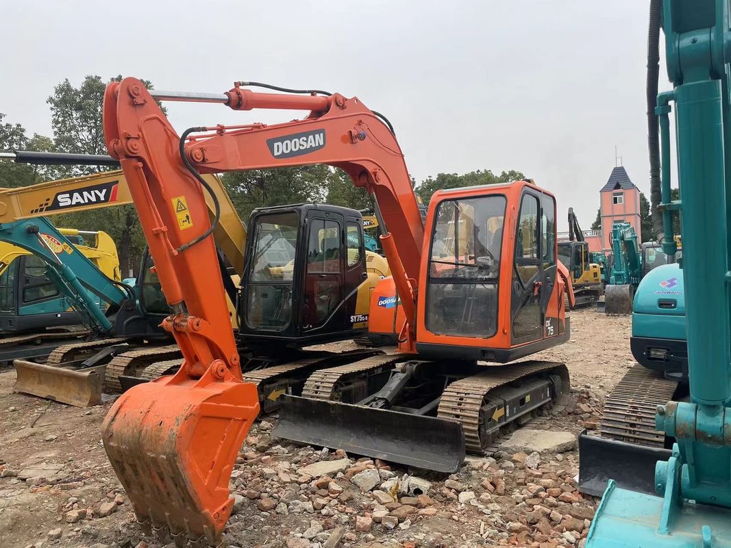 อัตราการทํางานที่ดี excavator Doosan DX75 excavator ขนาดเล็กใช้เครื่องจักร 6 ตัน excavator ขายสําหรับ mini excavator ที่ดีที่สุด