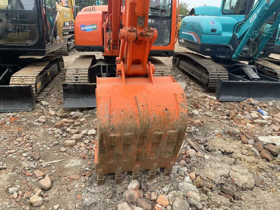 อัตราการทํางานที่ดี excavator Doosan DX75 excavator ขนาดเล็กใช้เครื่องจักร 6 ตัน excavator ขายสําหรับ mini excavator ที่ดีที่สุด