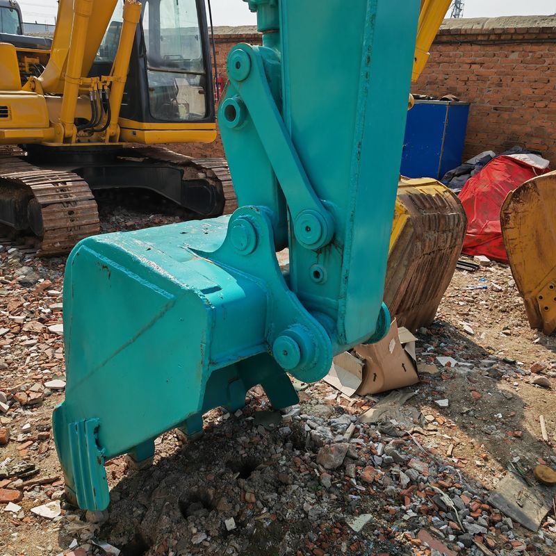 เวลาทํางานต่ํา เครื่องขุดเกาะมือสอง kobelco 135 / สีเดิม kobelco 135 ใช้ขาย