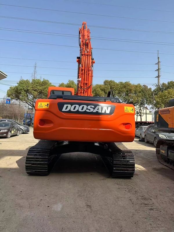 สภาพและสีเดิม เครื่องขุดมือสอง Doosan DX225LC สําหรับขาย
