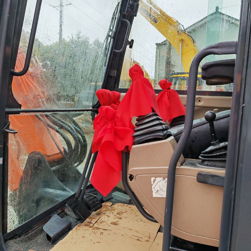 เครื่องขุดพลาใช้ Doosan dh60/มือสอง เครื่องขุดพลาใช้ Doosan dh60 ขาย