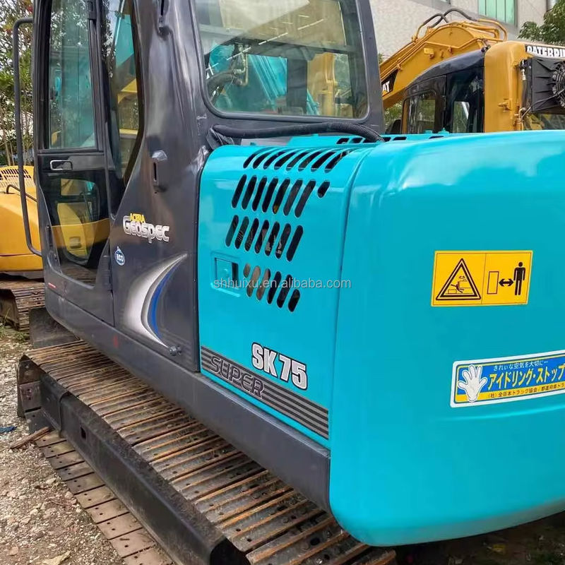 สีน้ําเงิน สีเดิม ใช้ Kobelco 75 Excavator มือสอง 7.5 ตัน