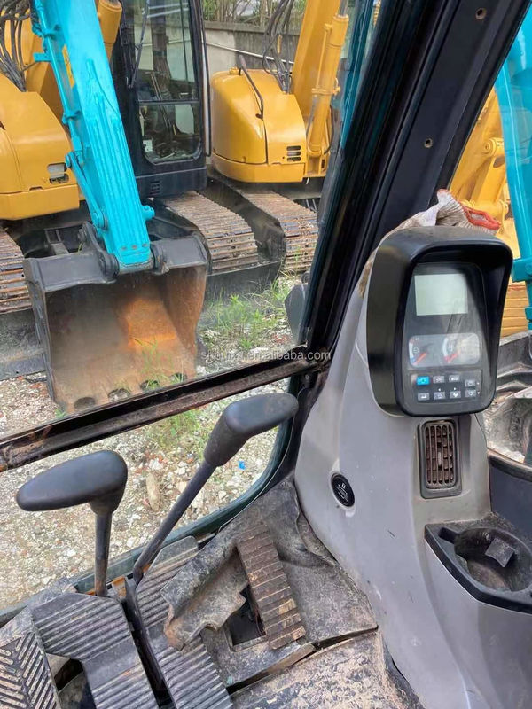 สีน้ําเงิน สีเดิม ใช้ Kobelco 75 Excavator มือสอง 7.5 ตัน