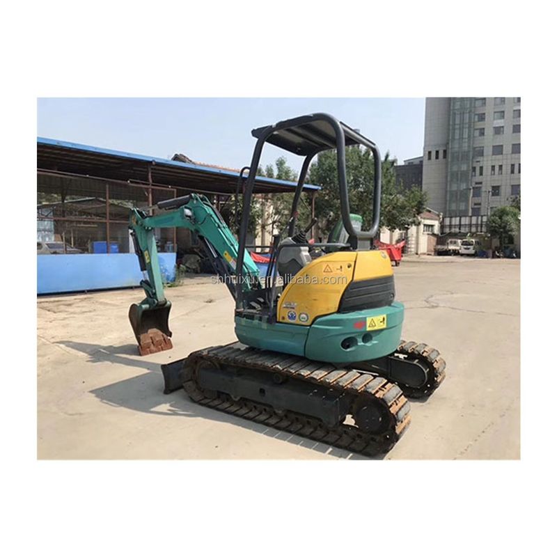 เครื่องขุดไฮดรอลิกมือสอง Kubota25 คุณภาพดี / เครื่องขุดขนาดเล็กมือสอง Kubota25 สาขากําเนิดญี่ปุ่น ราคาถูก