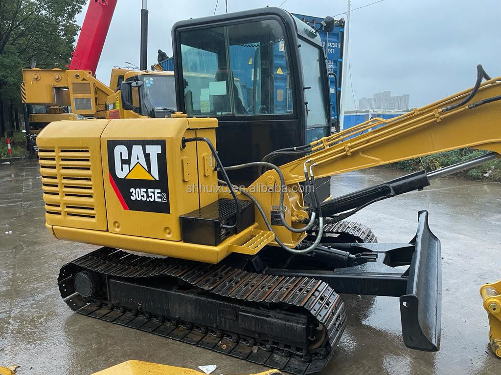 แมวใช้ excavator crawler 305.5 e2 มือสอง mini excavator Cat305.5E excavator ด้วยราคาถูก CAT 303 แมว 306 excavator