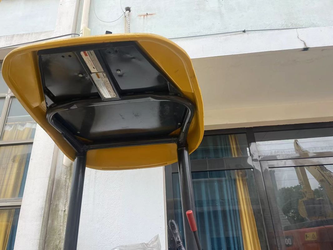 เครื่องจักรกลมือสอง komatso pc40 mini excavator เครื่องขุดมือสอง เครื่องจักรกลก่อสร้างชิ้นส่วน เครื่องมืออื่น ๆ
