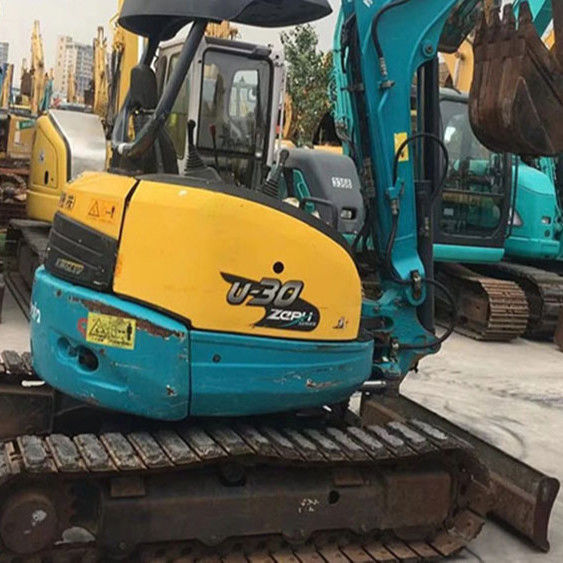 เครื่องขุดถังไฮดรอลิกมือสอง Kubota30 คุณภาพดี/เครื่องขุดถังขนาดเล็กมือสอง Kubota30 สาขากําเนิดญี่ปุ่น ราคาถูก