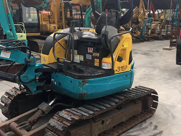 เครื่องขุดถังไฮดรอลิกมือสอง Kubota30 คุณภาพดี/เครื่องขุดถังขนาดเล็กมือสอง Kubota30 สาขากําเนิดญี่ปุ่น ราคาถูก