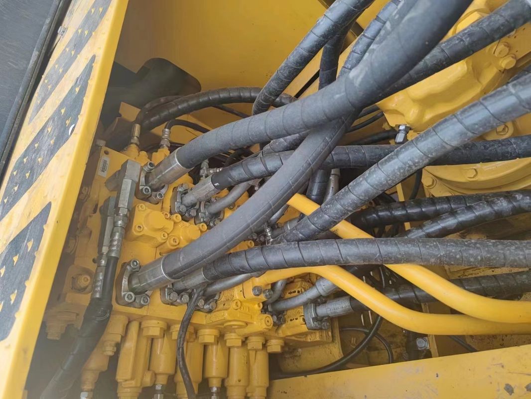 25.6TON เครื่องขุด Komatsu PC 200 มือสอง / เกือบใหม่ / เครื่องขุด Komatsu PC 200-5 มือสอง