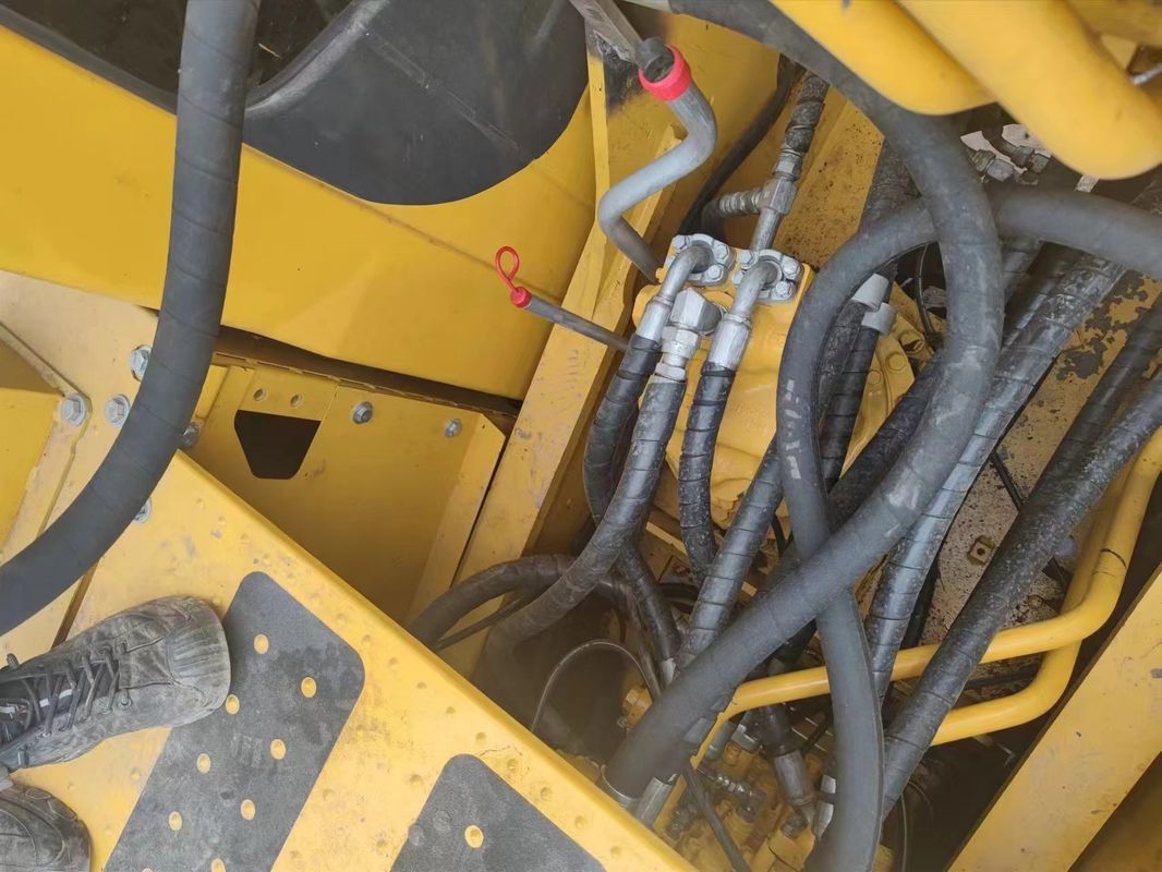 25.6TON เครื่องขุด Komatsu PC 200 มือสอง / เกือบใหม่ / เครื่องขุด Komatsu PC 200-5 มือสอง