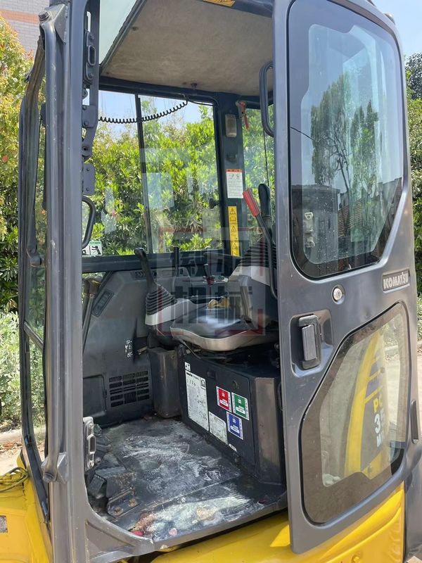 เครื่องขุดขนาดเล็กมือสอง Komatsu PC35 พร้อมแท็กบิ๊ก เครื่องขุดขนาดเล็กเครื่องจักรขุดขนาดเล็กมือสองสําหรับขาย