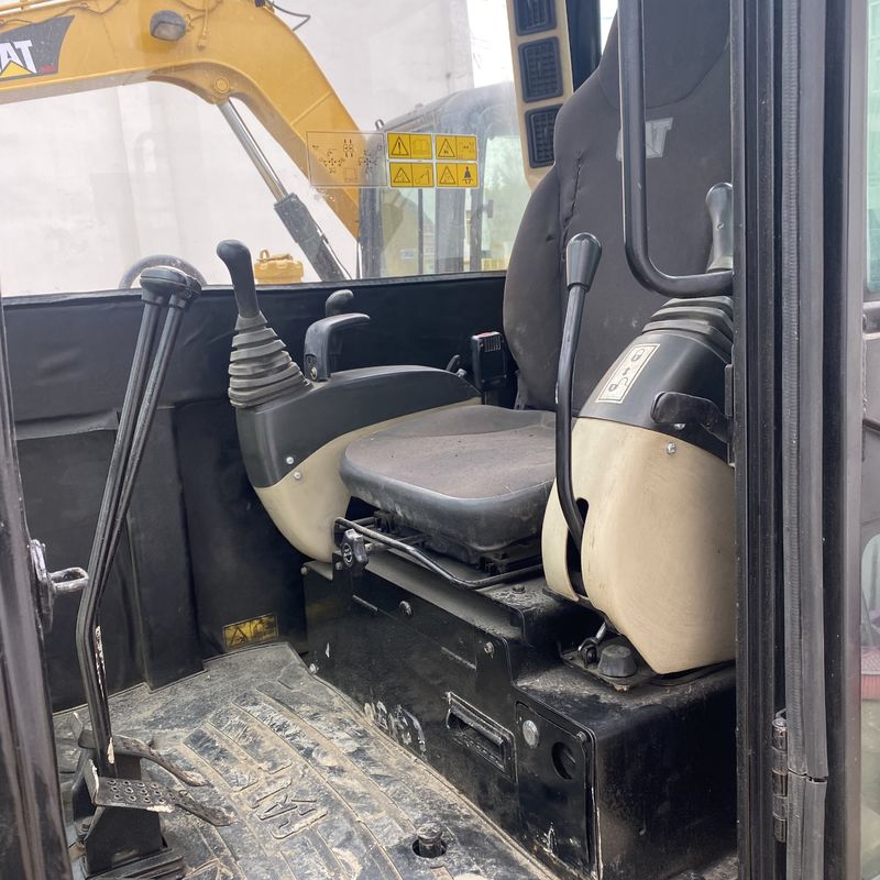 ใช้ CAT 306E Excavator ใช้แคร์เปิลเลอร์ mini excavator ใช้ excavator ความจุถัง 0.25cbm