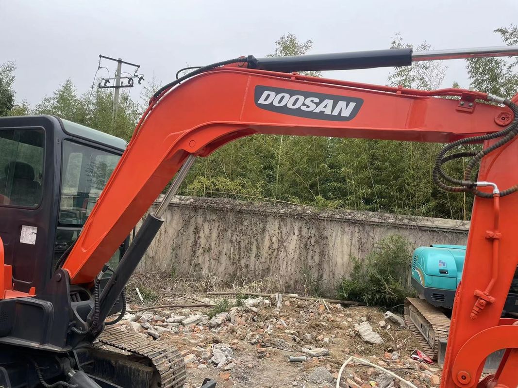 Doosan DH55 DX55 DH60 DX60 เครื่องขุดที่ใช้ 5.25 ตัน เครื่องขุดที่ใช้