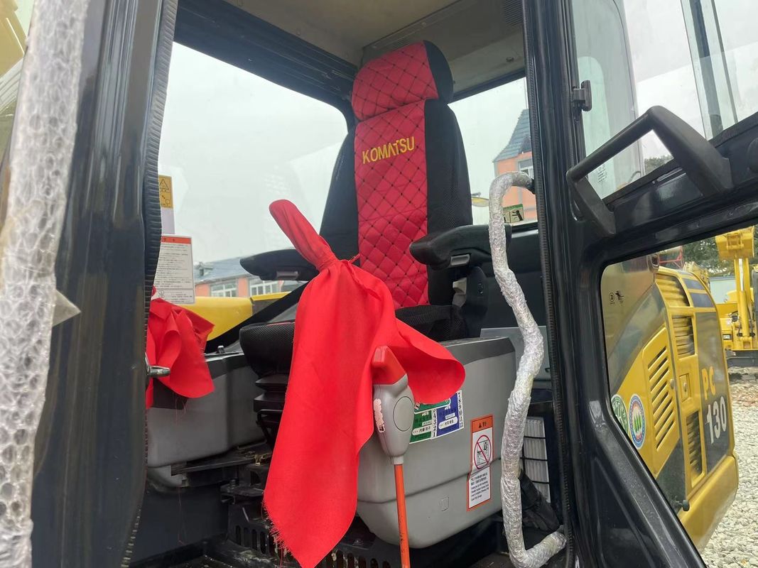 เครื่องขุดดินมือใช้ Komatsu PC130 เครื่องจักรมือใช้ 13 ตัน เครื่องขุดโปสต์หลุมมือใช้ เครื่องขุดมือสอง สําหรับขาย