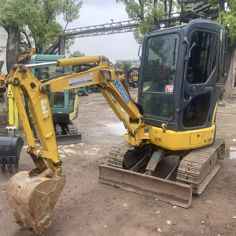 จีน excavator สวน Komatsu PC20 กับ cab mini excavator สําหรับการเกษตรที่ใช้เครื่องจักรเกษตรอุปกรณ์