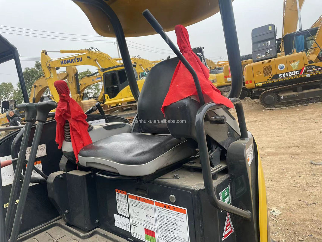 เครื่องขุดขนาดเล็กที่สุด Komatsu PC20 ไม่มีแท็กบิ้น เครื่องขุดขนาดเล็ก เครื่องจักรกลที่ใช้งาน