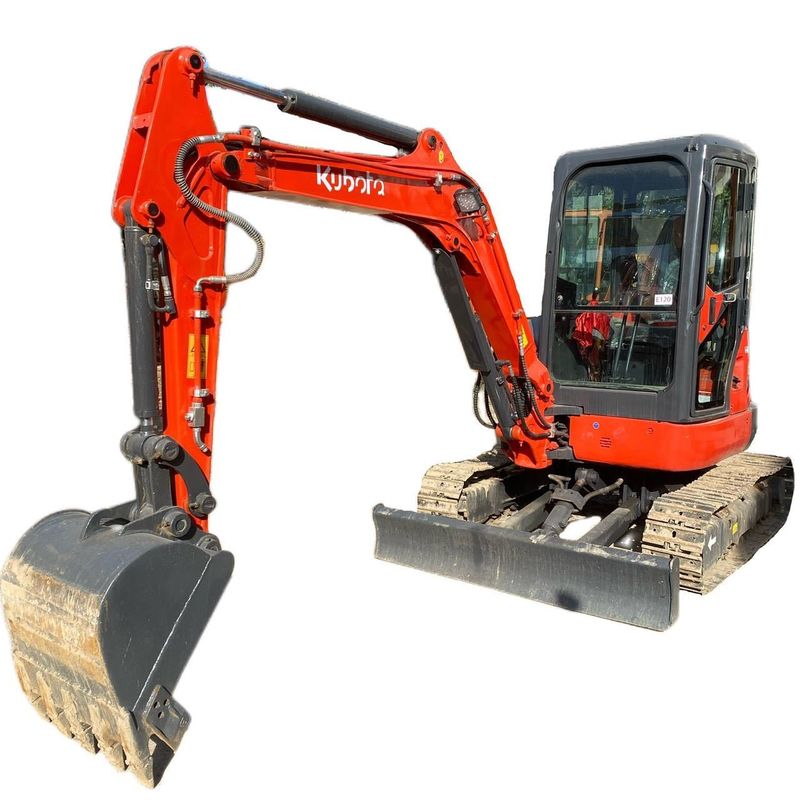 ขายเครื่องขุด Kubota40 มือสอง สภาพดี / เครื่องขุดไฮดรอลิกมือสอง