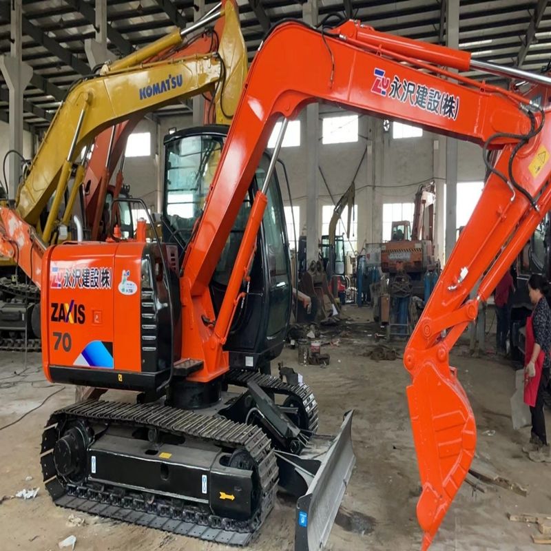 ญี่ปุ่น ฮิตาชิ ZX70 excavators สําหรับขายใช้ Tracked ฮิตาชิ ZX70 ในเซี่ยงไฮ้ เครื่องจักรกลก่อสร้างอื่น ๆ