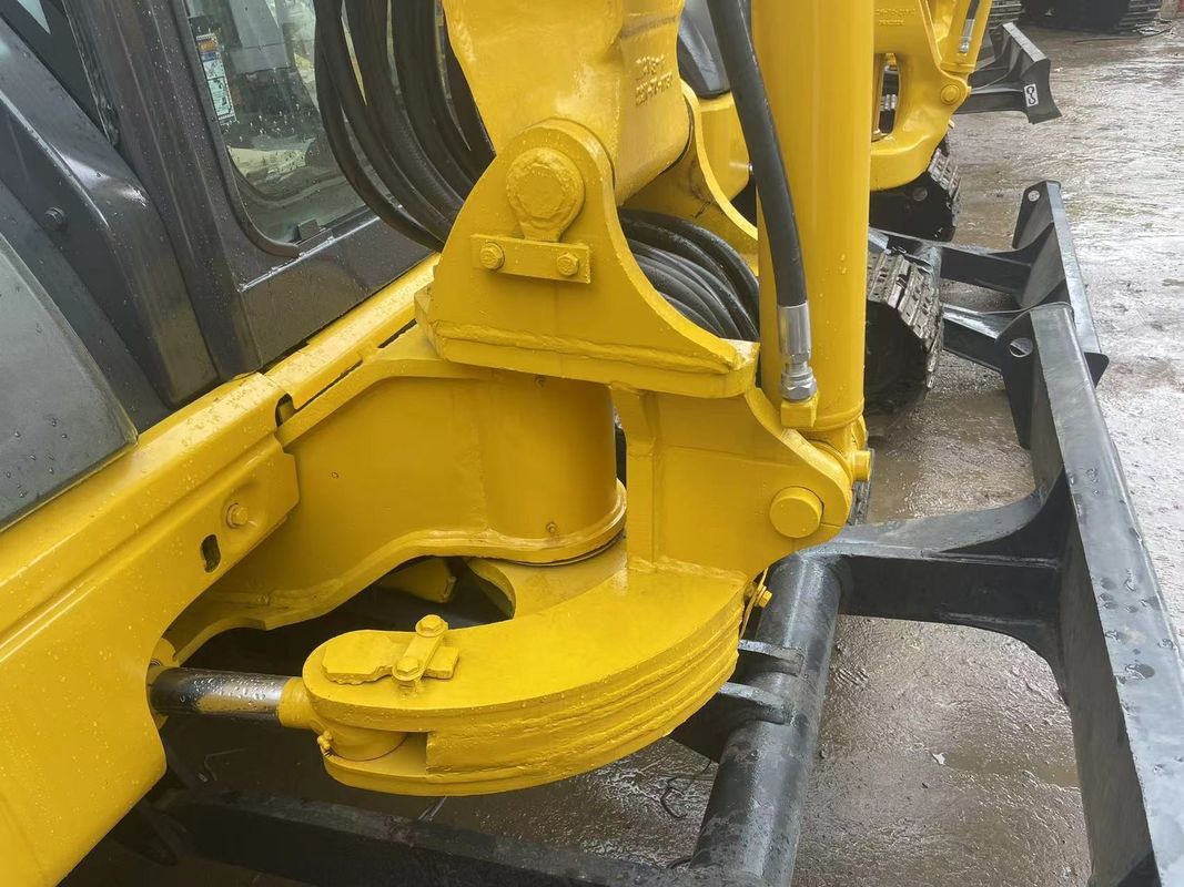 เครื่องขุดมินิมือสอง 4 ตัน Komatsu PC40 เครื่องขุดมินิมือสอง ตราด เครื่องจักรก่อสร้าง