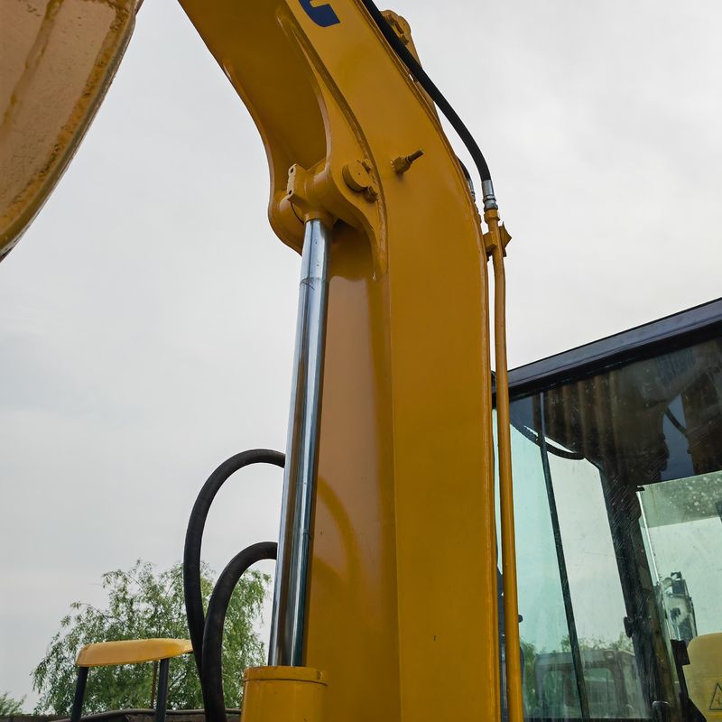 เครื่องขุดขนาดเล็กมือสอง Komatsu PC40MR เครื่องขุดขนาดเล็ก เครื่องจักรกลมือสอง เครื่องขุดขนาดเล็ก เครื่องขี่รุ่น Komatsu PC40MR ราคาโรงงาน