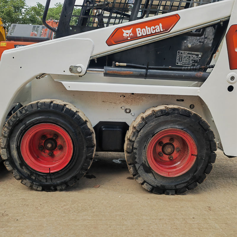 เครื่องบรรทุกสกิดสเตียร์มือสองหลายประการ BOBCAT S70 Doosan Bobcat 1 ตัน เครื่องบรรทุกมินิมือสอง