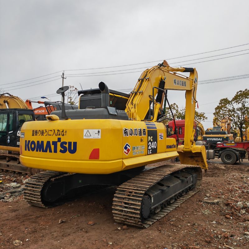 มือสอง KOMATSU240-8LC excavator คุณภาพสูง CAVATOR KOMATSU PC240-8 ราคาถูกในขาย