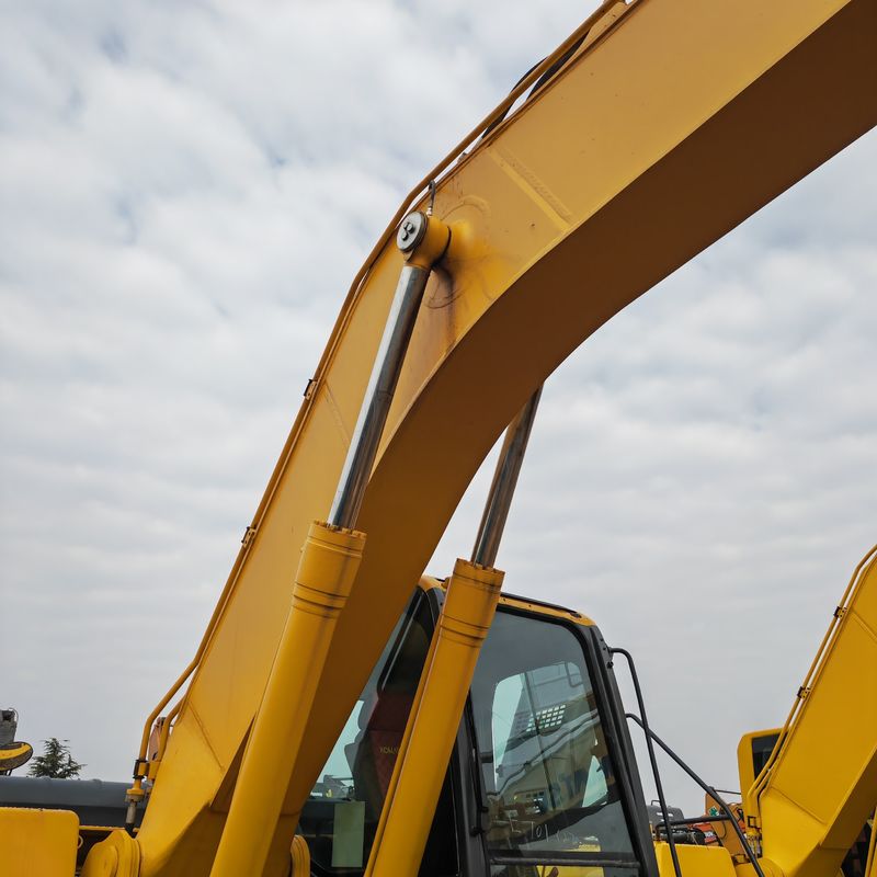 มือสอง ไฮดรอลิก เครื่องขุด Komatsu pc240 ขนาดใหญ่ เครื่องขุด 24 ตัน มือสอง เครื่องขุด Japan Brand original Komatsu pc240 Pc200-8