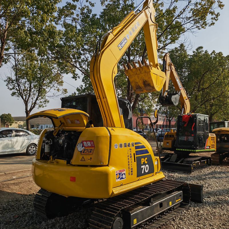 ชั่วโมงทํางานต่ํา เครื่องขุดที่ใช้ Komatsu pc70-8/ เครื่องขุดที่ใช้พลังงานสูง Komatsu pc70-8