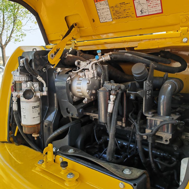 ชั่วโมงทํางานต่ํา เครื่องขุดที่ใช้ Komatsu pc70-8/ เครื่องขุดที่ใช้พลังงานสูง Komatsu pc70-8