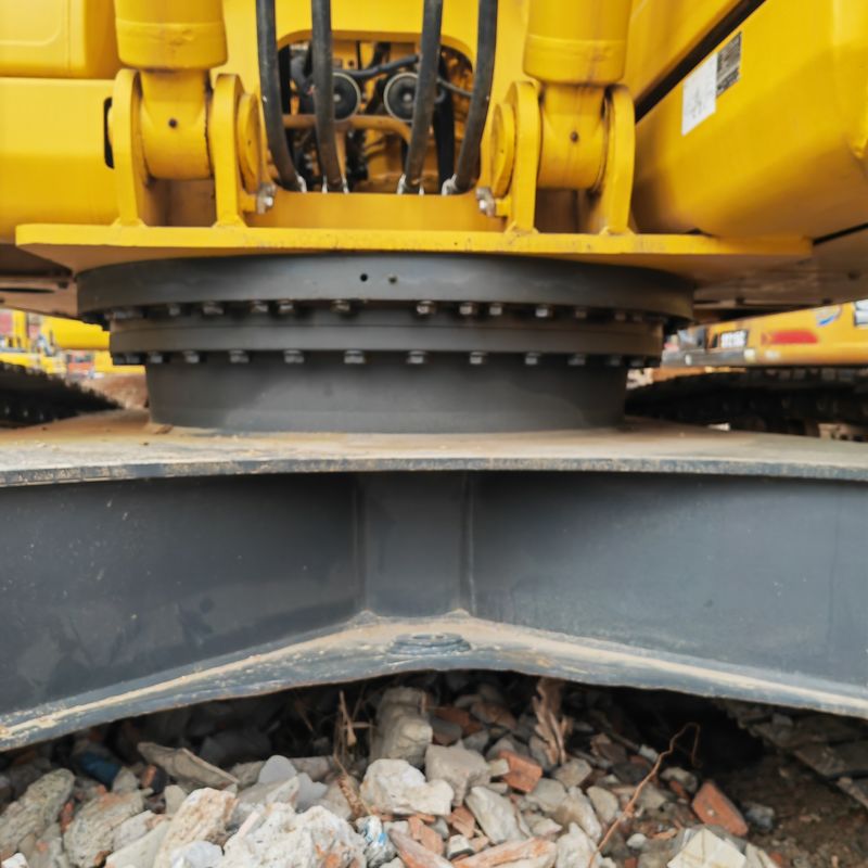 สีเดิมใช้ excavator komatsu pc240-8 / เครื่องยนต์แรงสูงใช้ komatsu pc240-8