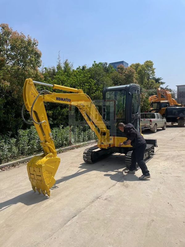 ราคาโรงงาน มินิ excavator มือสอง komatsu pc40 / พลังงานสูง excavator ใช้ Komatsu pc40