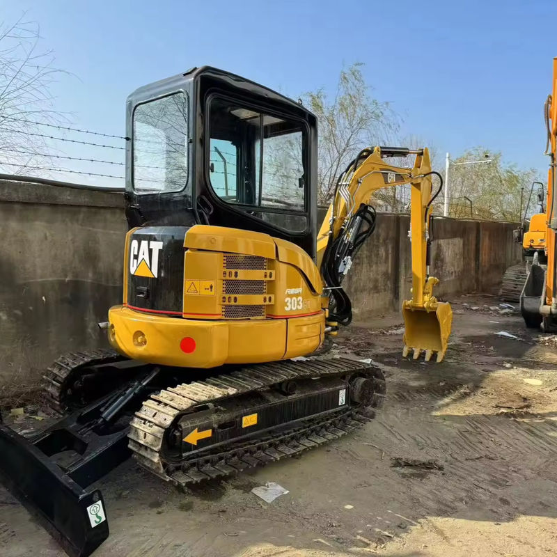 ทันใจ คุณภาพราคาโรงงานแทรกเตอร์ mini excavators ใช้ CAT 303 สําหรับการทํางานที่บ้าน