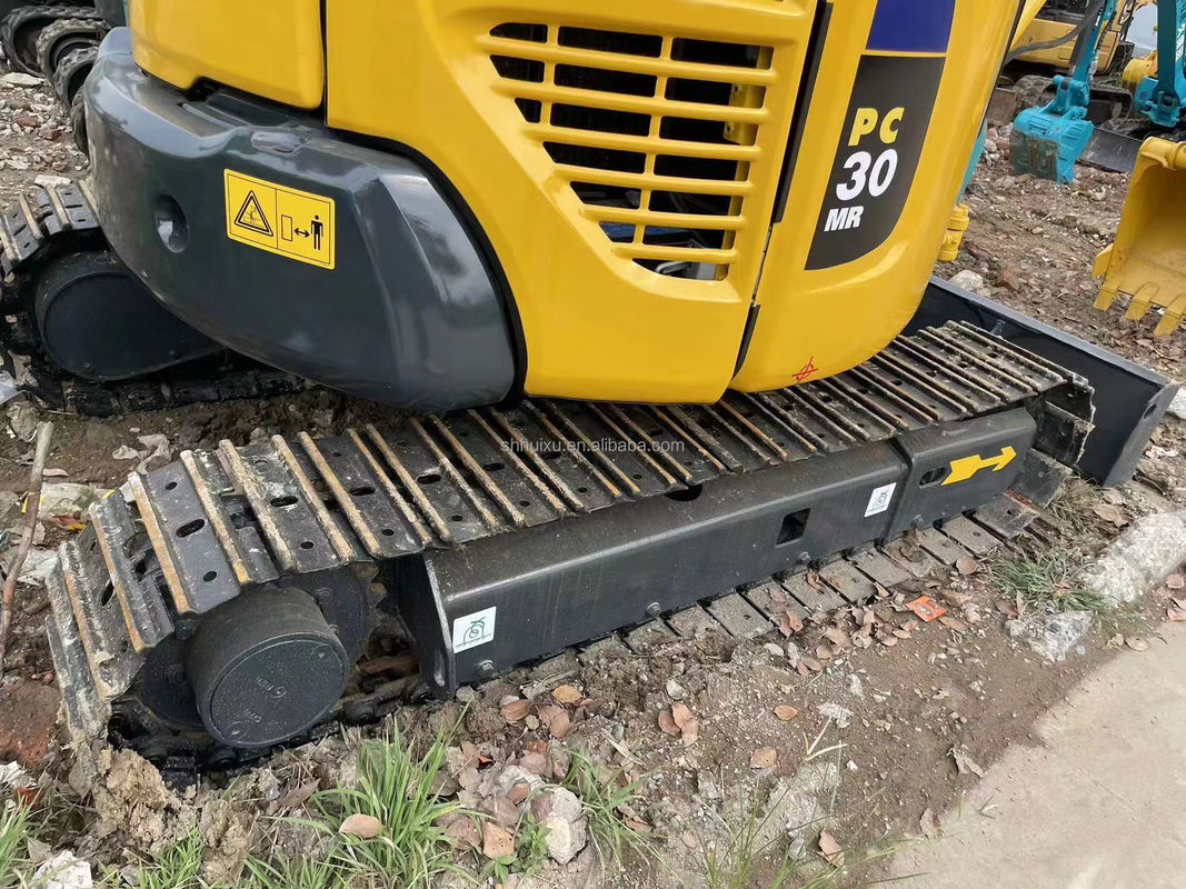 คุณภาพดี มือสอง komatsu pc30/mini crawler digger มือสอง komatsu pc30 สําหรับขาย