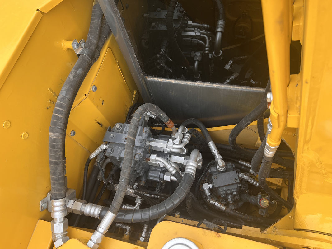 เครื่องขุดขนาดกลางที่มีเครื่องยนต์ญี่ปุ่น มือสอง komatsu pc130/มือสอง Komatsu pc130 มีเวลาทํางานต่ํา