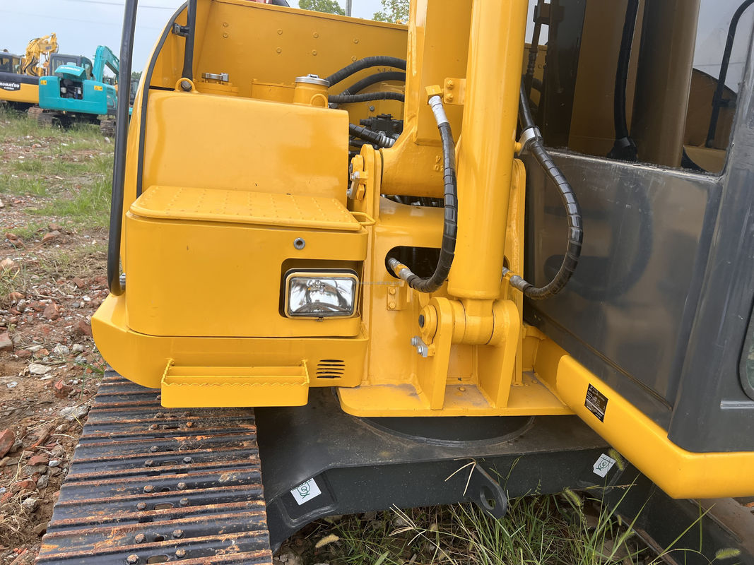 เครื่องขุดขนาดกลางที่มีเครื่องยนต์ญี่ปุ่น มือสอง komatsu pc130/มือสอง Komatsu pc130 มีเวลาทํางานต่ํา